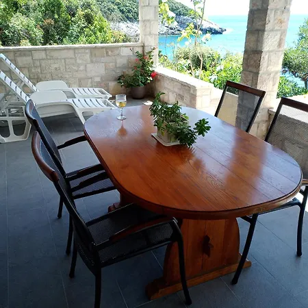 Contessa Robinson House Zrnovo