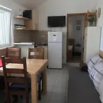 Contessa Robinson House *
