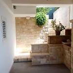Contessa Robinson House * Zrnovo