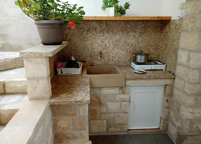 Contessa Robinson House Zrnovo
